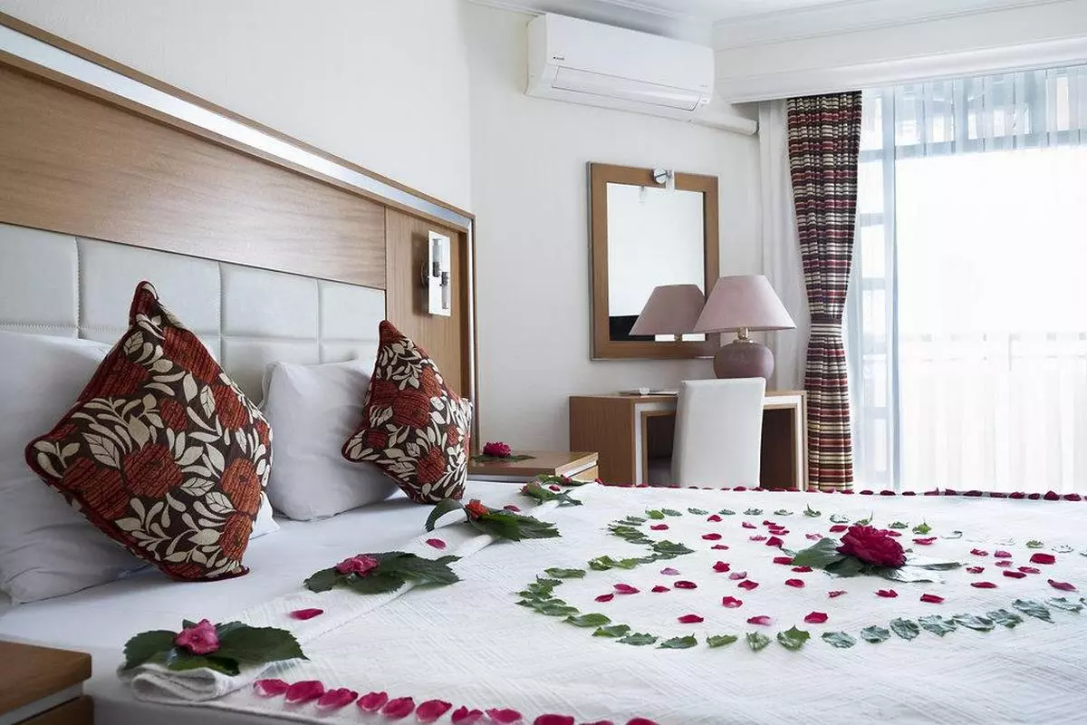 158900511 (Copy).jpg